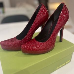 Gianni Bini Red Leather Heels
